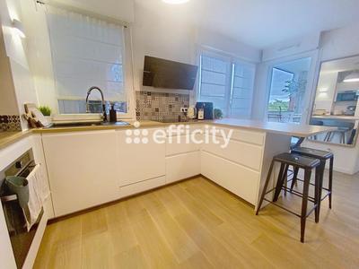 Appartement - 77 m² - 4 pièces