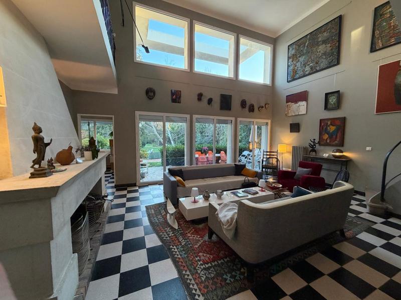 Villa - 196 m² - 7 pièces