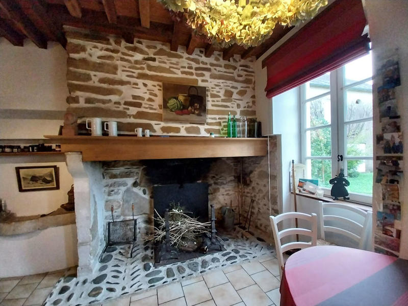 Maison - 315 m² - 10 pièces