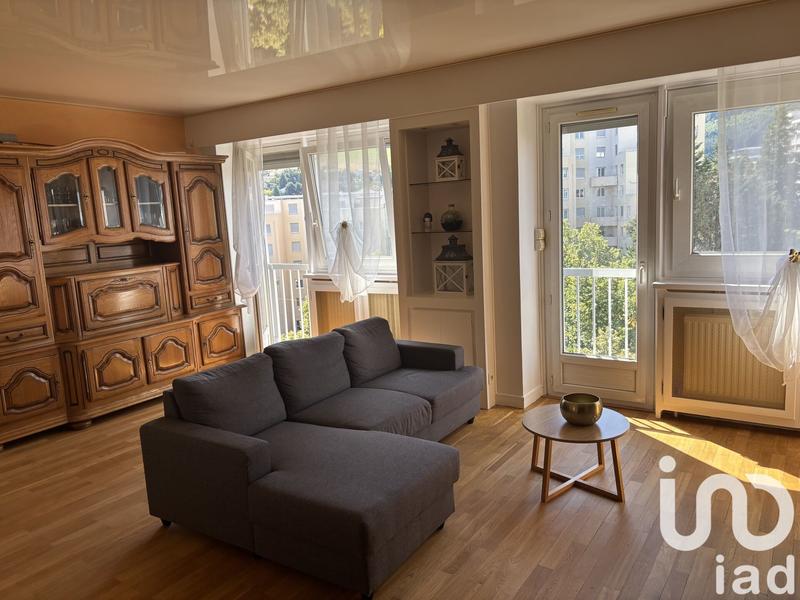 Appartement - 172 m² - 8 pièces