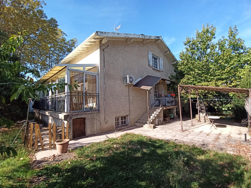 Maison - 187 m² - 7 pièces