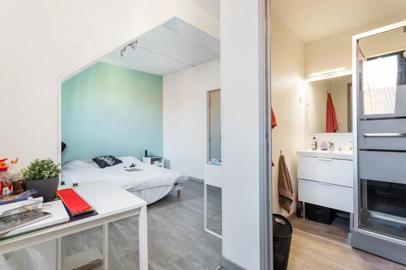 Maison - 227 m² - 9 pièces