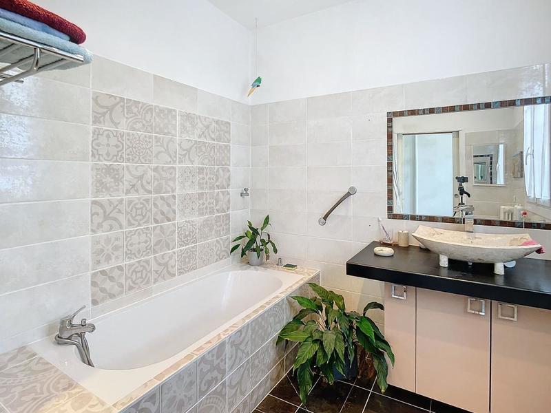 Appartement - 96 m² - 4 pièces