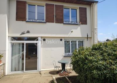 Maison de ville - 85 m² - 5 pièces