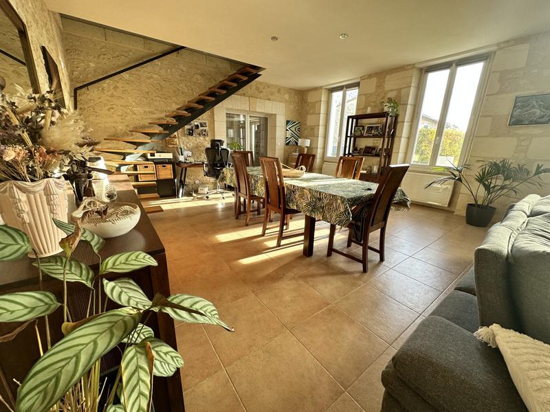 Maison ancienne - 190 m² - 5 pièces