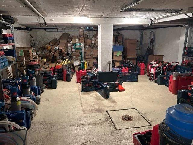 Bureau - 207 m² - 7 pièces