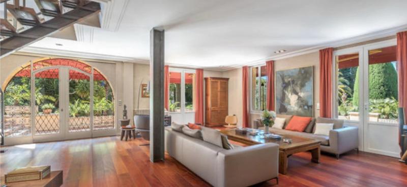 Villa - 330 m² - 7 pièces