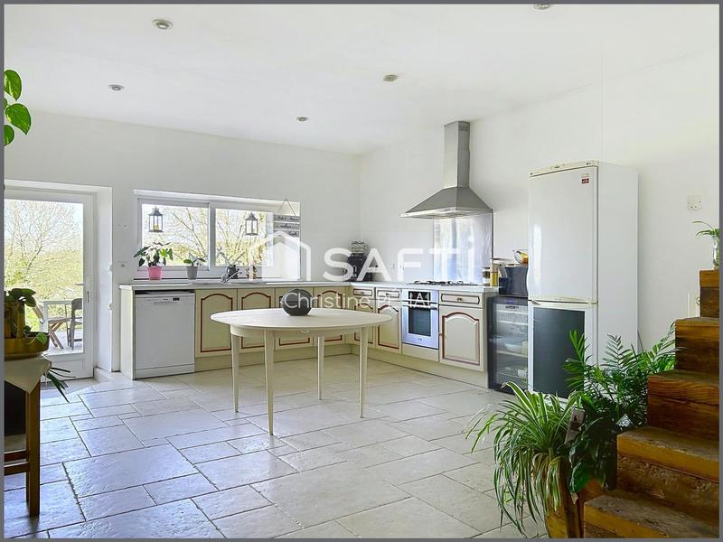 Maison - 158 m² - 5 pièces