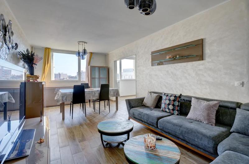 Appartement - 79 m² - 3 pièces