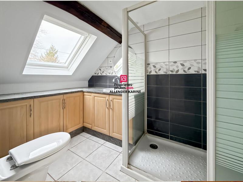 Maison - 140 m² - 8 pièces