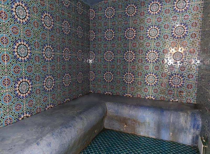 Maison - 395 m² - 14 pièces