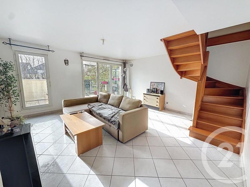 Appartement - 80 m² - 4 pièces