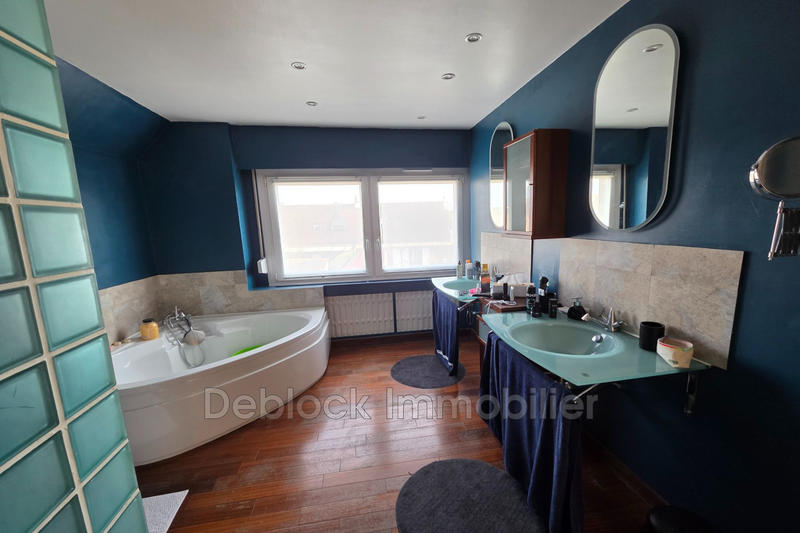 Maison - 191 m² - 7 pièces