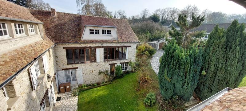 Maison ancienne - 300 m² - 9 pièces