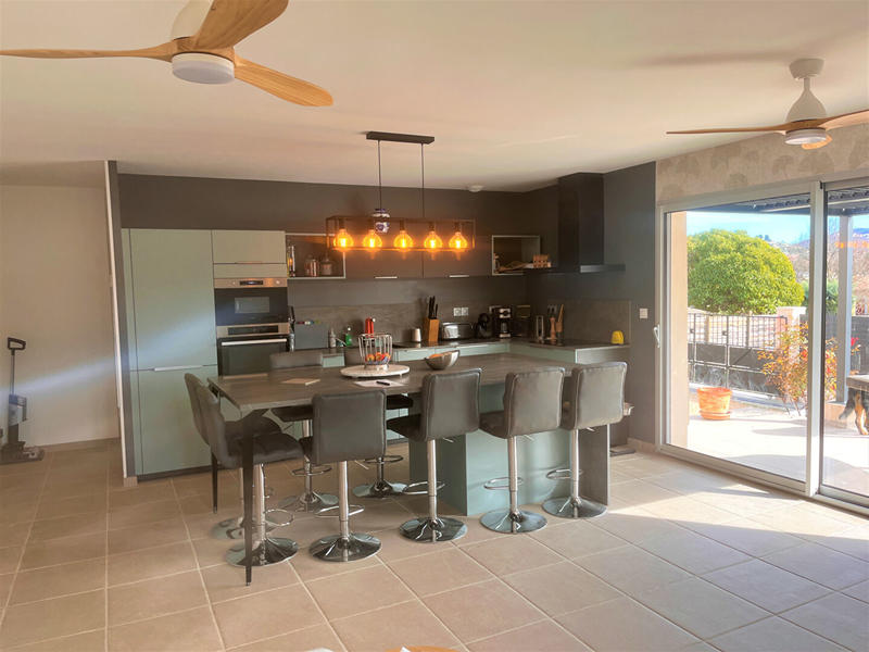 Villa - 91 m² - 4 pièces