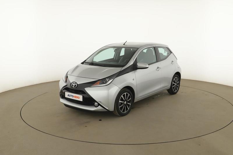 Toyota Aygo 1.0 Vvt-i X-Play 5p 69 ch