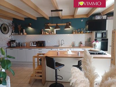 Maison - 136 m² - 6 pièces