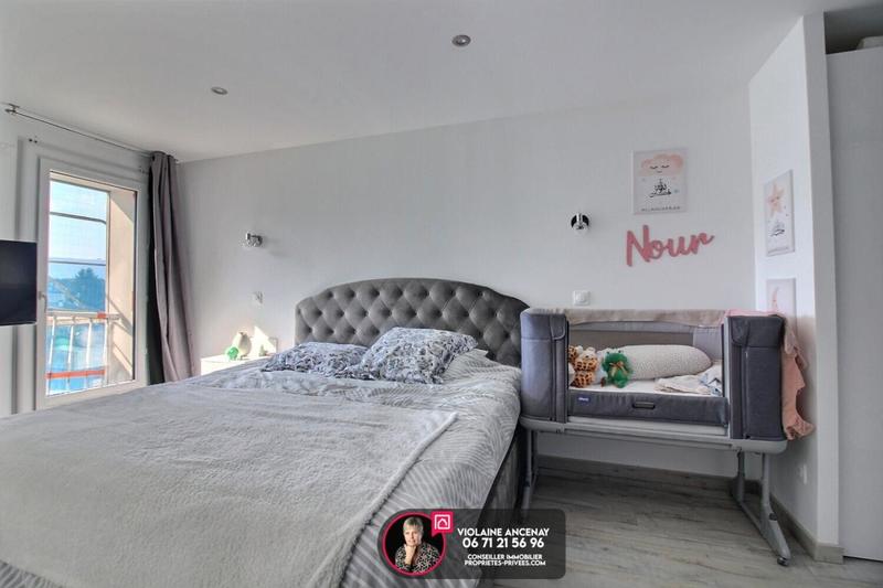 Appartement - 97 m² - 4 pièces