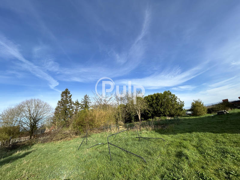 Terrain constructible - 800 m²