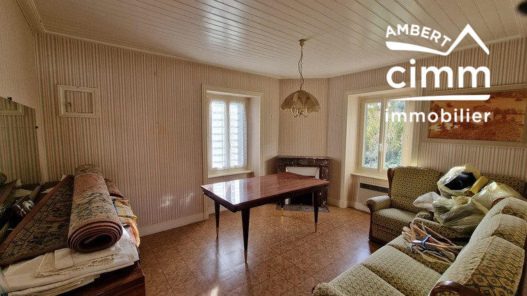 Maison - 157 m² - 8 pièces