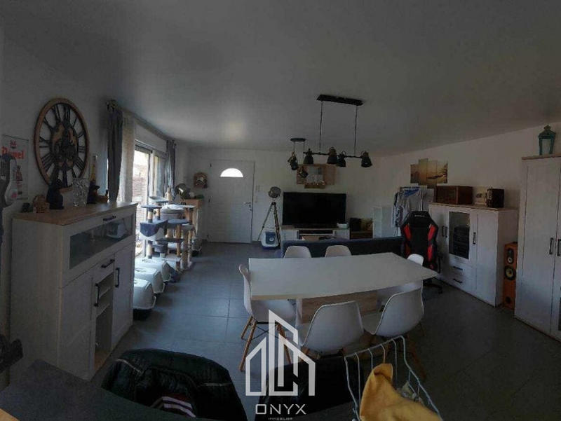 Appartement - 90 m² - 4 pièces