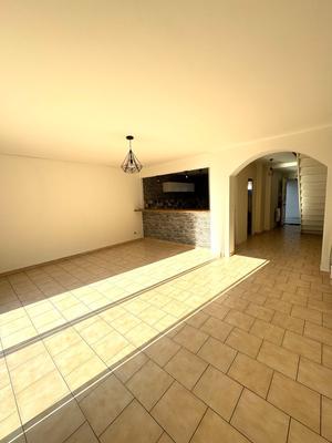 Maison - 91 m² - 5 pièces