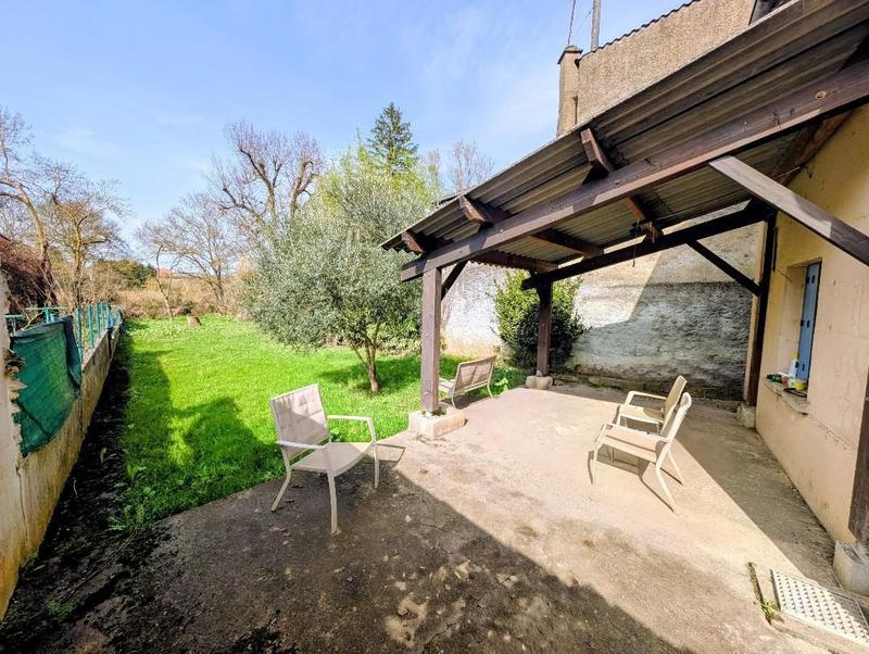 Maison - 102 m² - 5 pièces