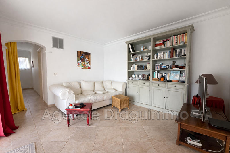 Maison - 260 m² - 7 pièces