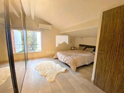 Maison - 170 m² - 5 pièces