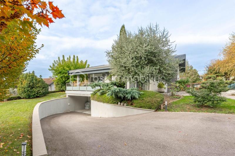 Maison d'architecte - 219 m² - 8 pièces