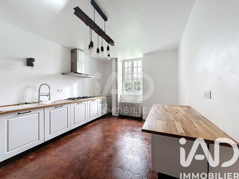 Maison - 258 m² - 7 pièces