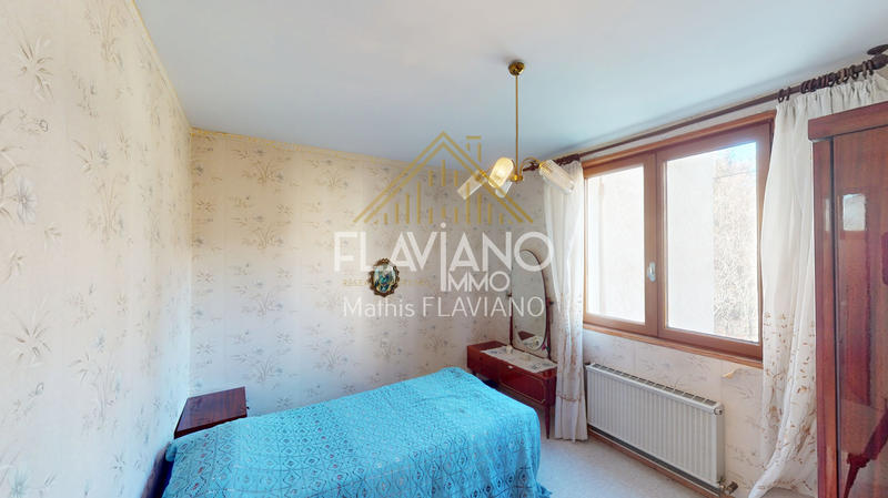 Maison - 234 m² - 11 pièces