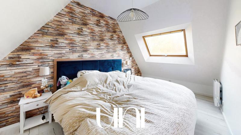 Maison - 226 m² - 7 pièces