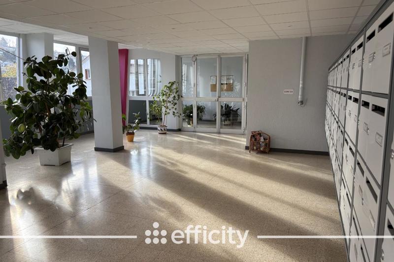 Appartement - 82 m² - 4 pièces