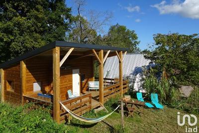 Local commercial - 165 000 m²