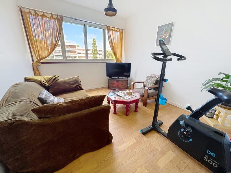 Appartement - 85 m² - 4 pièces