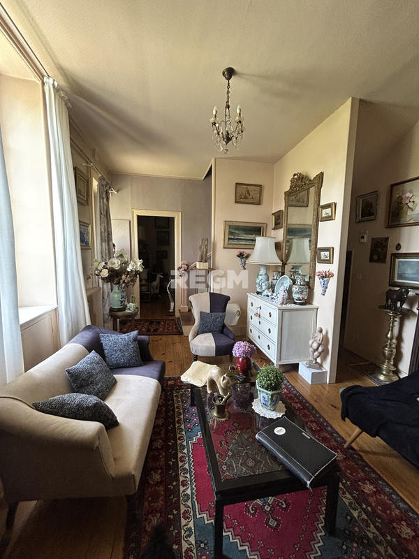 Viager - Maison - 153 m² - 6 pièces