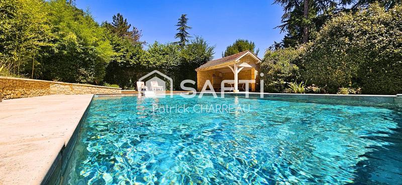 Maison - 183 m² - 6 pièces