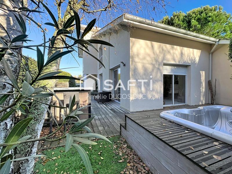 Maison - 150 m² - 6 pièces