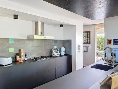 Maison - 208 m² - 5 pièces