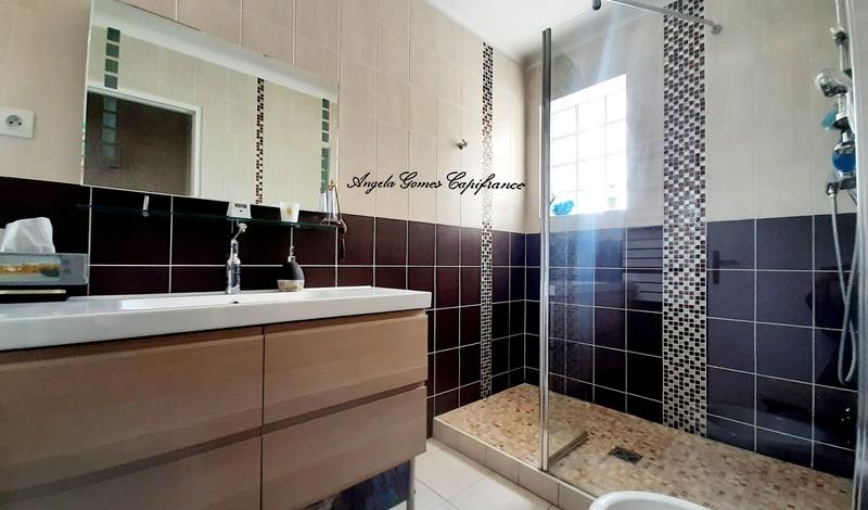 Maison - 143 m² - 5 pièces