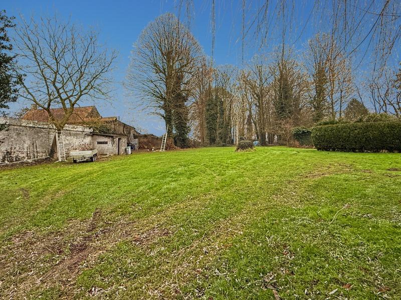 Maison bourgeoise - 289 m² - 13 pièces