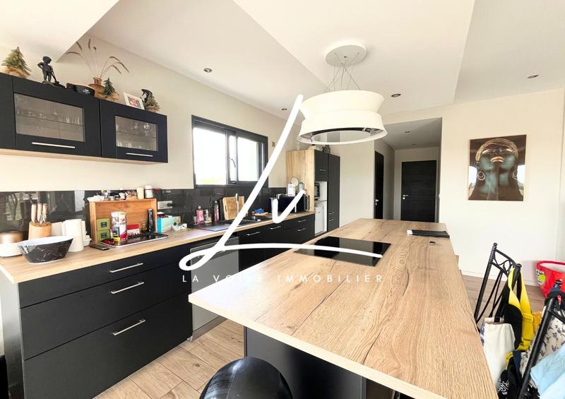 Maison contemporaine - 150 m² - 6 pièces