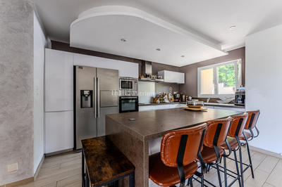 Maison - 135 m² - 6 pièces