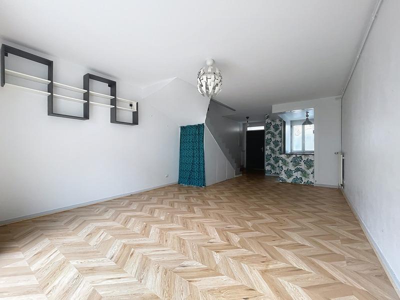 Appartement - 102 m² - 5 pièces