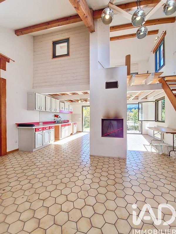 Maison - 105 m² - 5 pièces