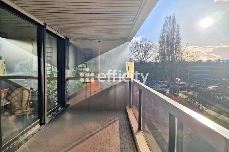 Appartement - 98 m² - 4 pièces