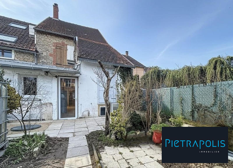 Maison - 106 m² - 4 pièces