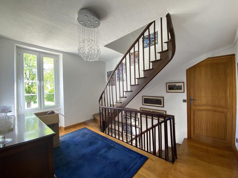 Maison - 276 m² - 9 pièces