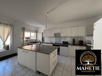 Maison ancienne - 157 m² - 8 pièces